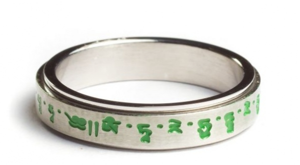 Green Tara Mantra Spinning Ring